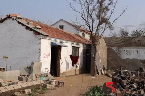 梦见家乡老房屋全部拆了